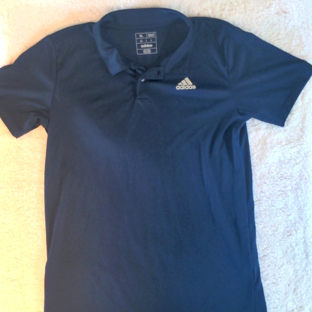Boys navy blue extra large 18/20 Adidas quick dry collar neck t-shirt